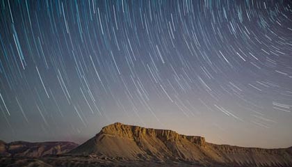 天赋多样性、英雄天赋平衡与资源循环——死亡骑士在“地心之战:午夜”中的必备要素