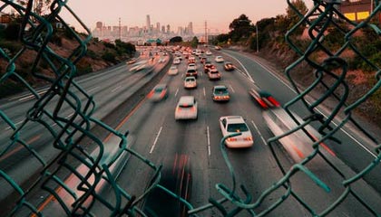 天赋多样性、英雄天赋平衡与资源循环——死亡骑士在“地心之战：午夜”中的必备要素